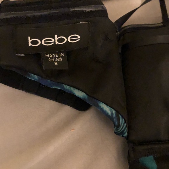 Bebe Iridescent Print Top - Picture 6 of 7